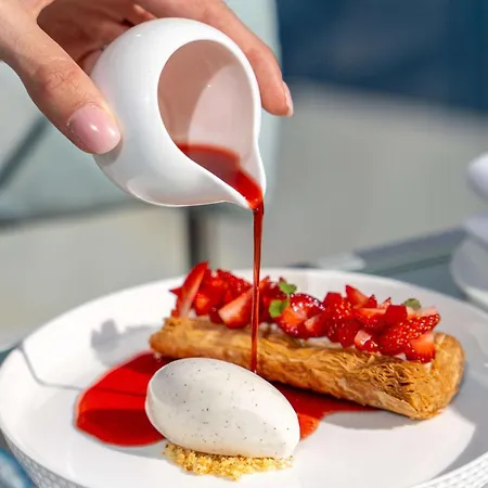 فندق The Maybourne Riviera, Maybourne