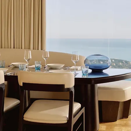 Szálloda The Maybourne Riviera, Maybourne 5*