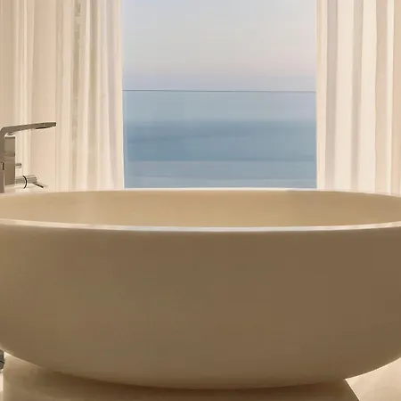 The Maybourne Riviera, Maybourne רוקברון-קאפ-מרט