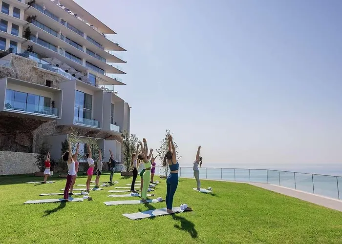 The Maybourne Riviera, Maybourne Szálloda 5*