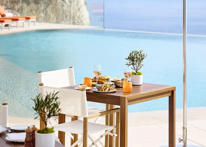 The Maybourne Riviera, Maybourne Szálloda Roquebrune-Cap-Martin